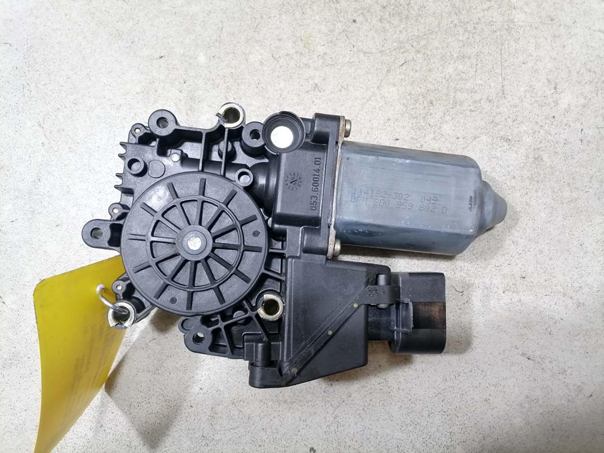 Audi A4 B5 original Fensterhebermotor vorn rechts Bj.1999